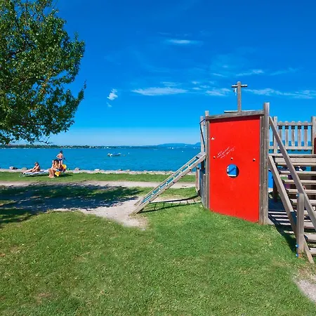 Del Garda Parque de vacaciones 4*